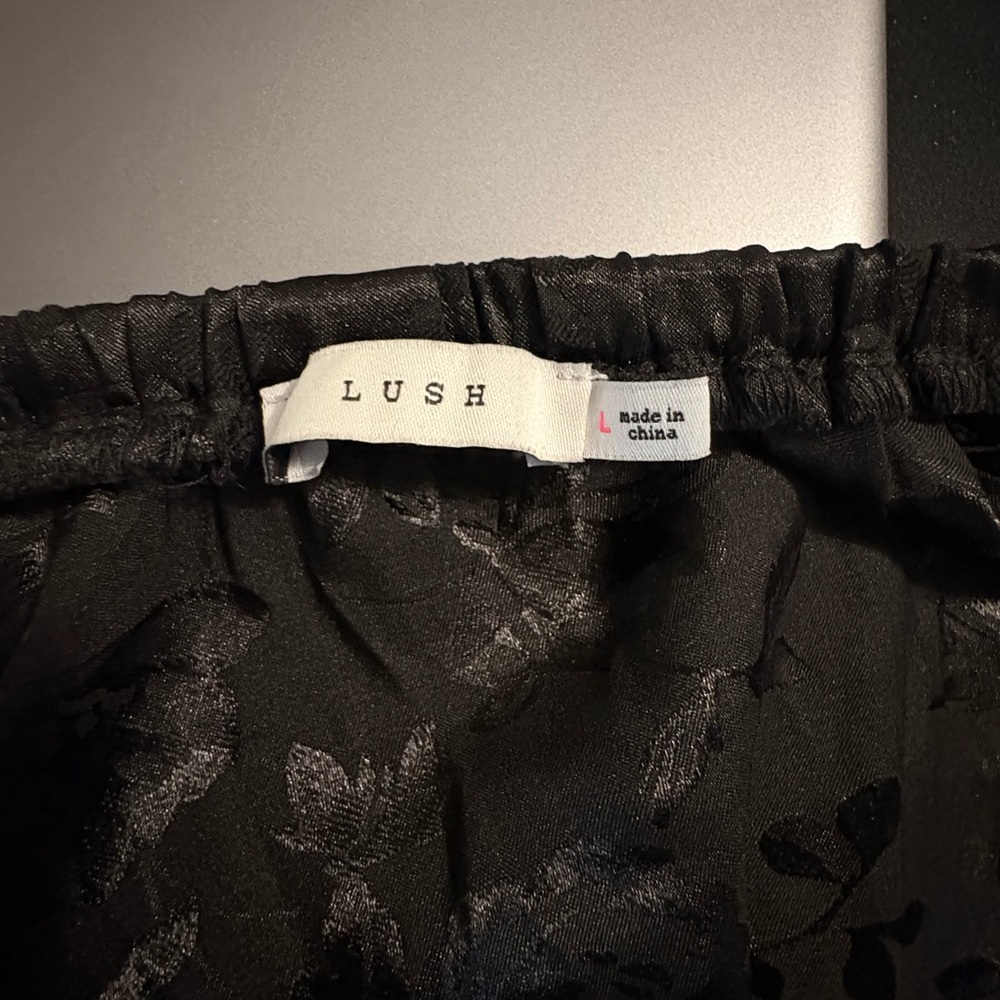 Lush Black Floral Satin Skirt - Picture 4 of 4